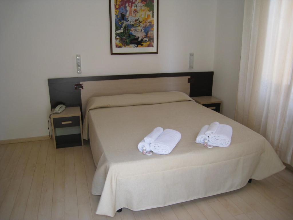Hotel Canasta Rimini Zimmer foto